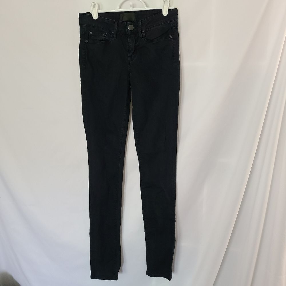 Vince 5 pocket Black Skinny Jeans size 26‎